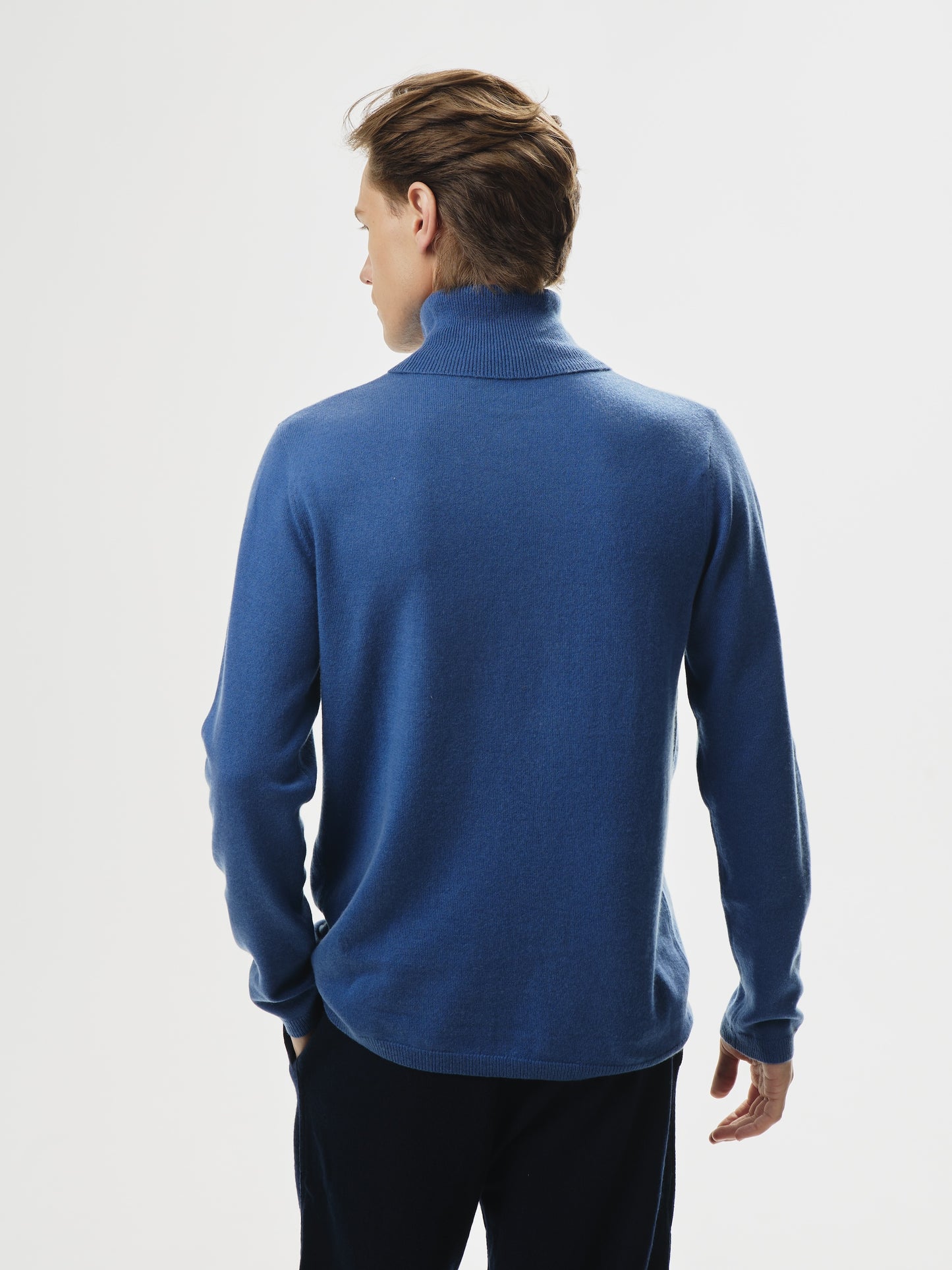 PureForm Roll-Neck – azure blue